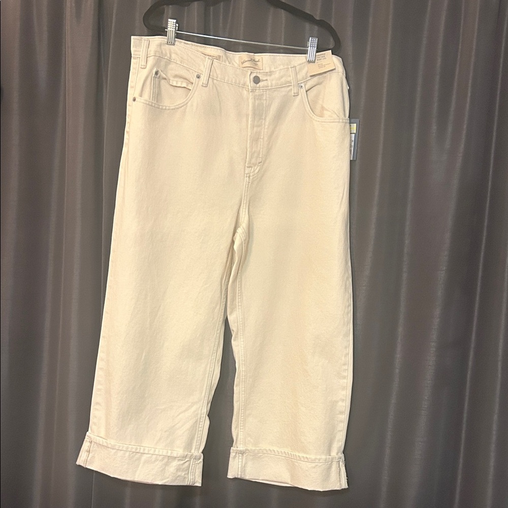 Universal Thread Cream Wide Leg Jeans